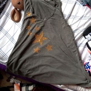 Green tank...great with shorts or leggings!